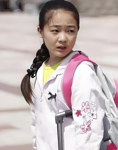 童星齐如意演艺路：从暖春小花蜕变，诠释成长轨迹
